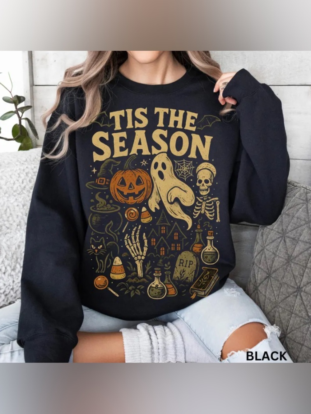 Tis The Season Halloween Graphic Sweatshirt, Vintage Halloween Aesthetic T-Shirt